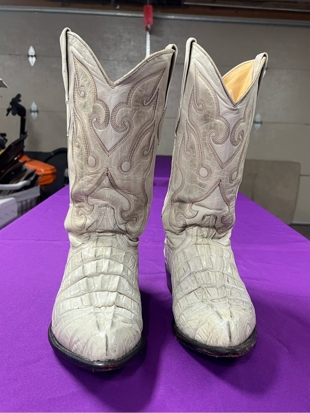 Authentic Los Altos crocodile leather cowboy boots